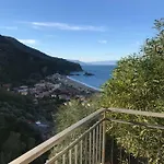Apartment La Terrazza Sul Mare