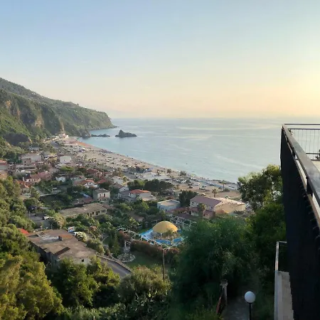 La Terrazza Sul Mare Apartamento Palmi