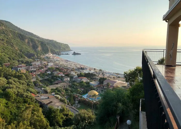 La Terrazza Sul Mare Apartamento Palmi